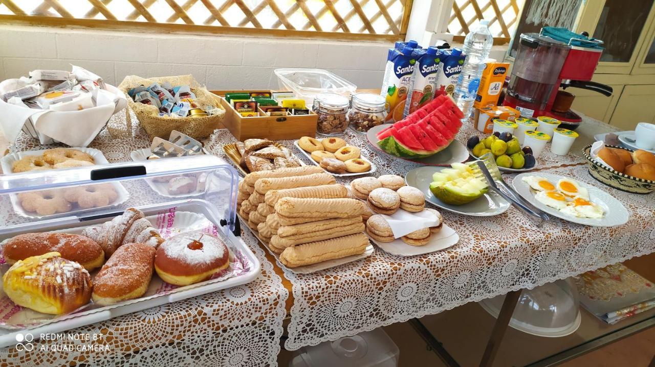 I Giganti Bed & Breakfast Riola Sardo Exterior photo