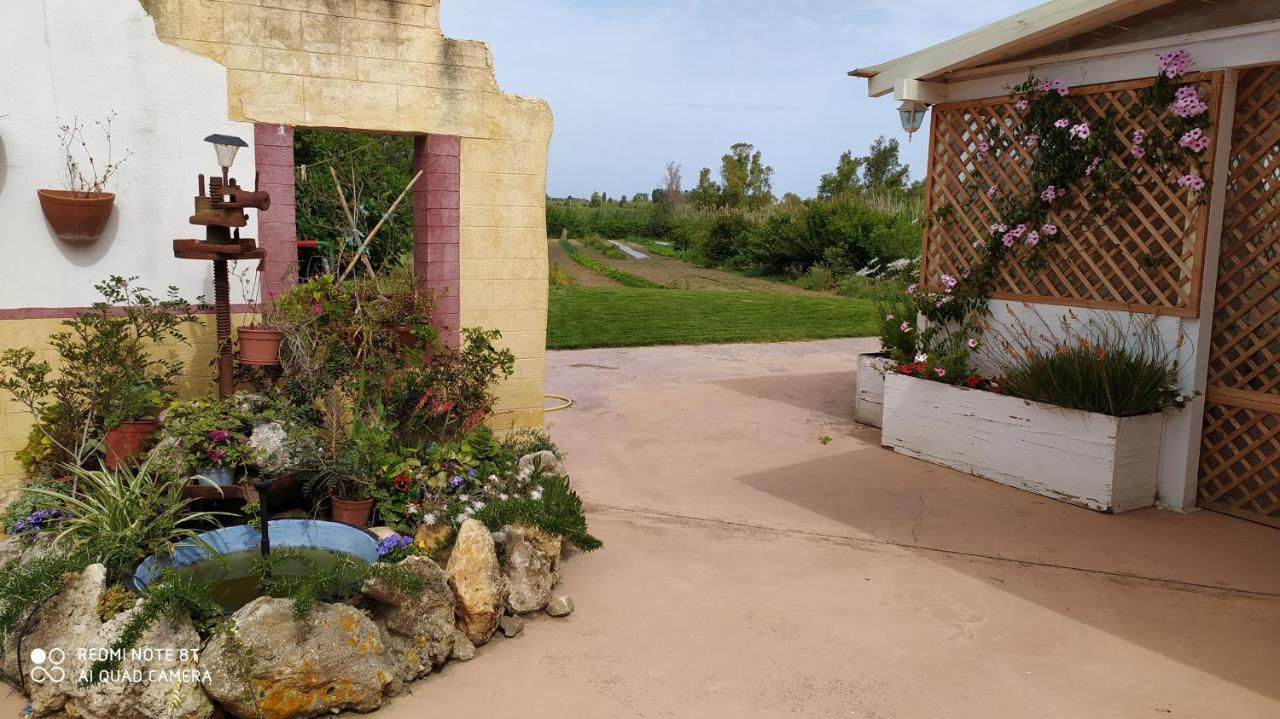 I Giganti Bed & Breakfast Riola Sardo Exterior photo